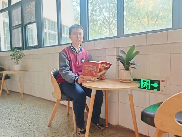 最是书香能致远——东校区书香家庭特刊 (2) 最是书香能致远——东校区书香家庭特刊 (2)